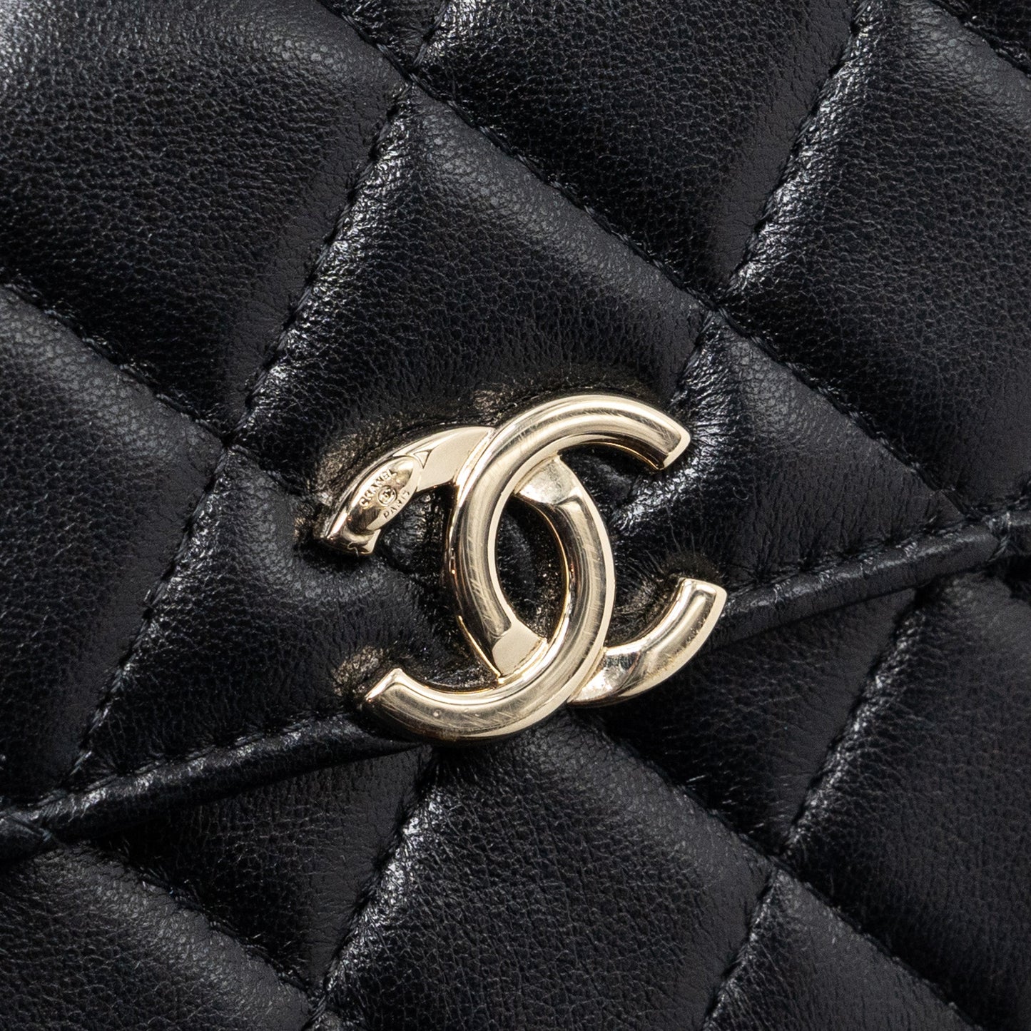chanel top handle mini flap bag with chain lambskin black LGHW (microchip)