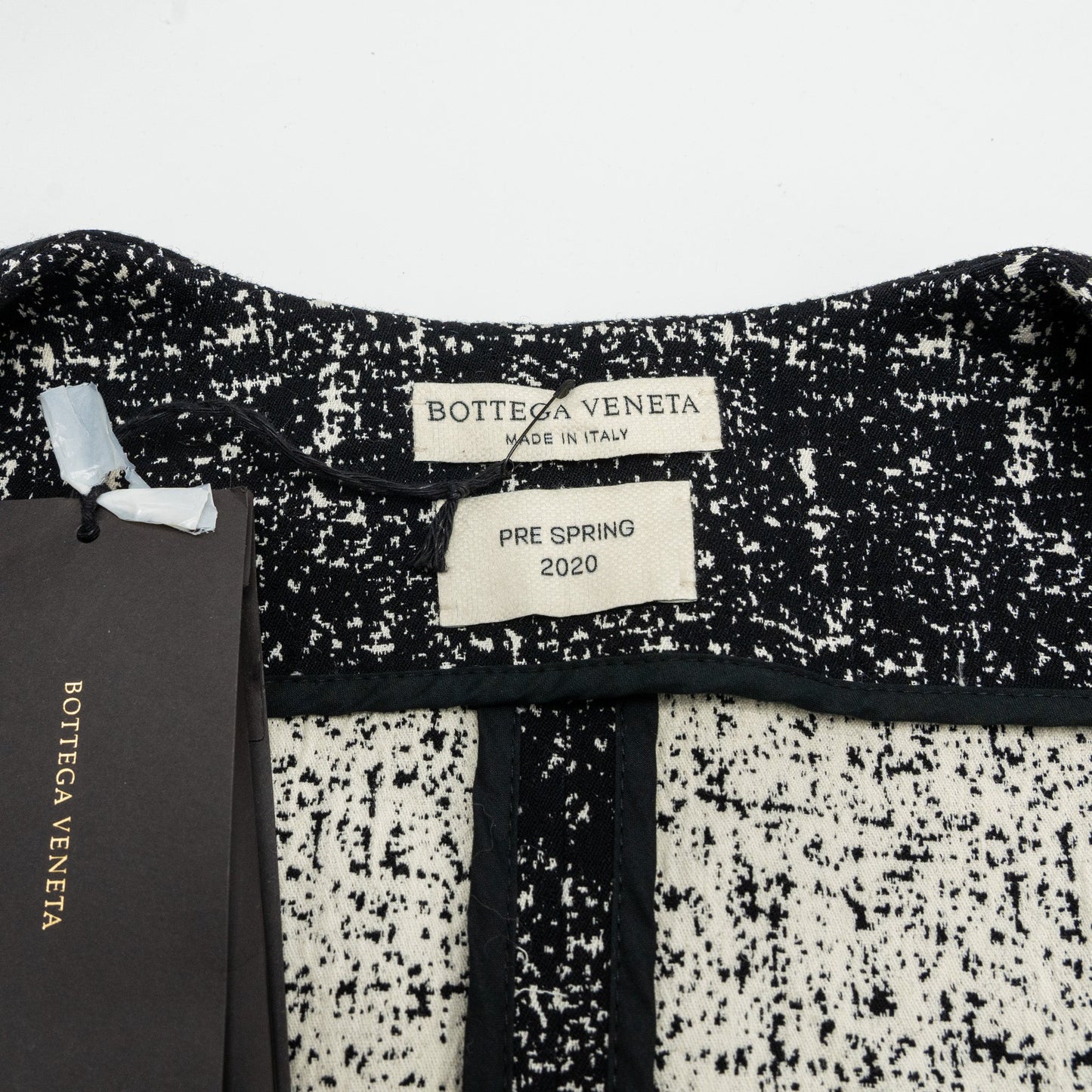 Bottega Veneta size 40 Jacquared Jacket wool / cotton back / white