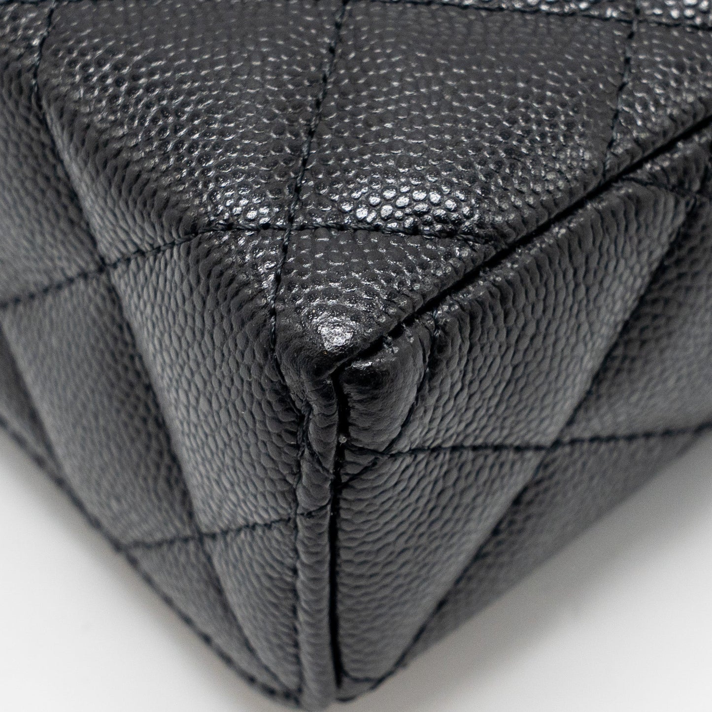 Chanel 25p CC top Handle Vanity with Chain Caviar Black LGHW (microchip)