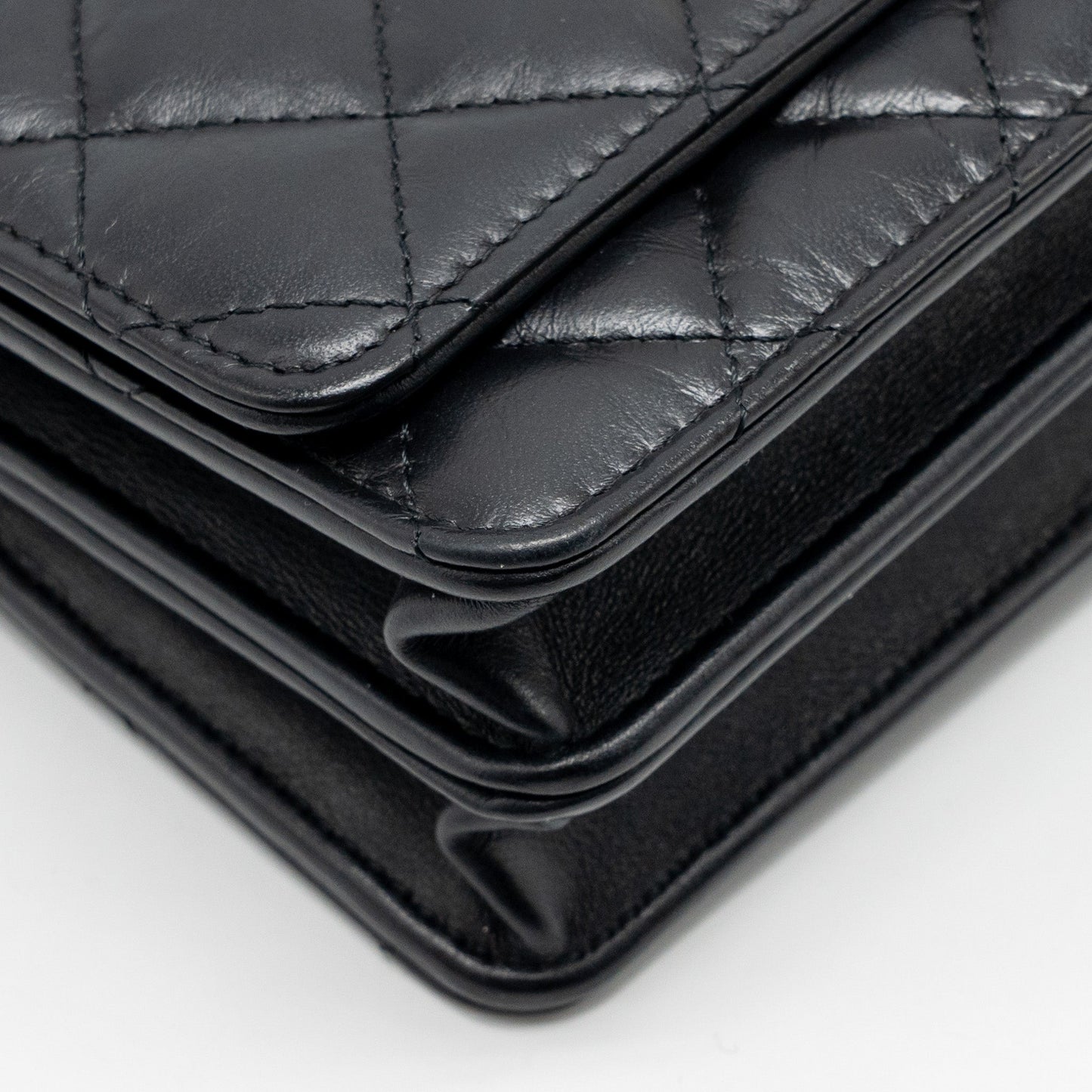 Chanel Mini 2.55 Reissue Wallet on Chain Aged Calfskin Black GHW(microchip)