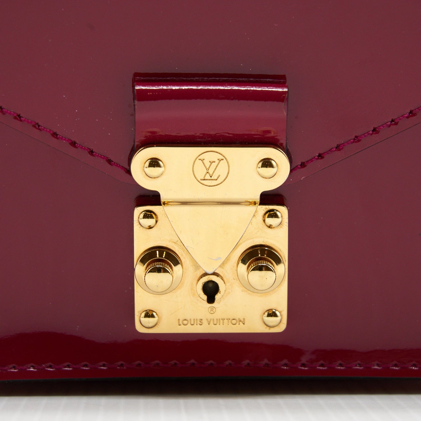 Louis Vuitton messenger bag crossbody patent Raspberry Red GHW