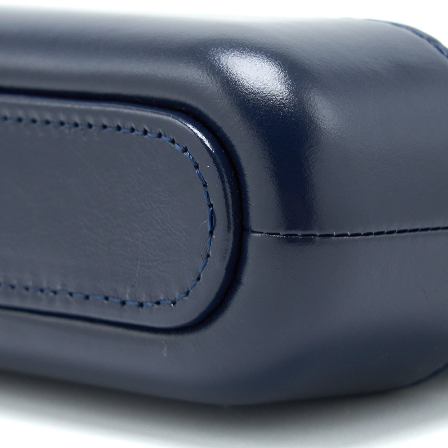 Chanel Gabrielle Clutch on Chain Aged Calfskin Navy SHW
