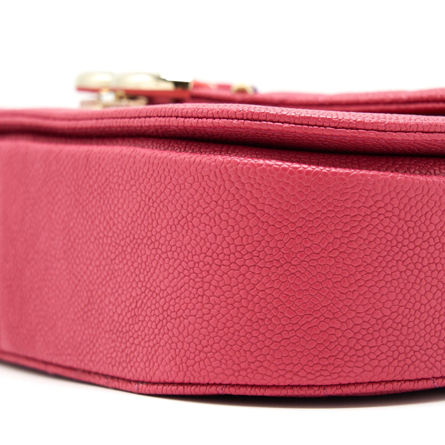 Chanel Messenger Crossbody Bag Caviar Red GHW