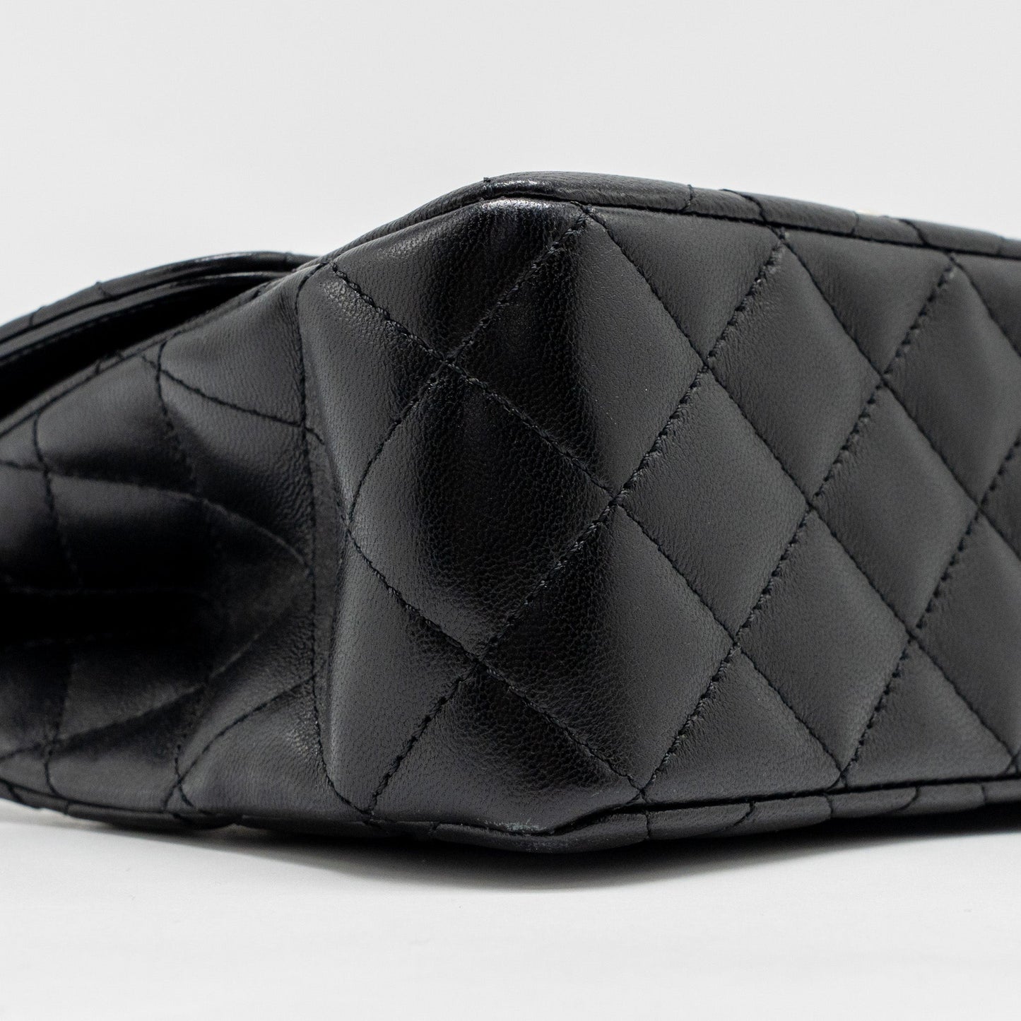 Chanel 23a Crystal Top Handle Flap Bag Shiny Lambskin Black LGHW(microchip)