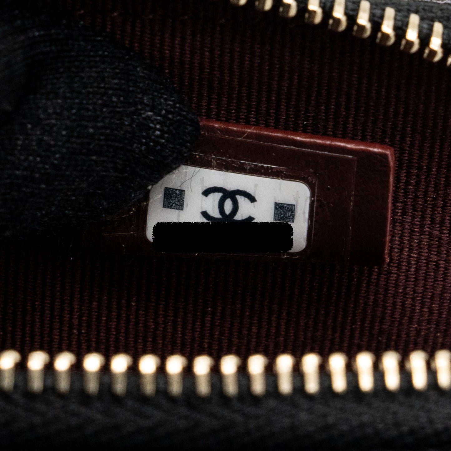Chanel square zipper pouch card holder caviar black LGHW (Microchip)