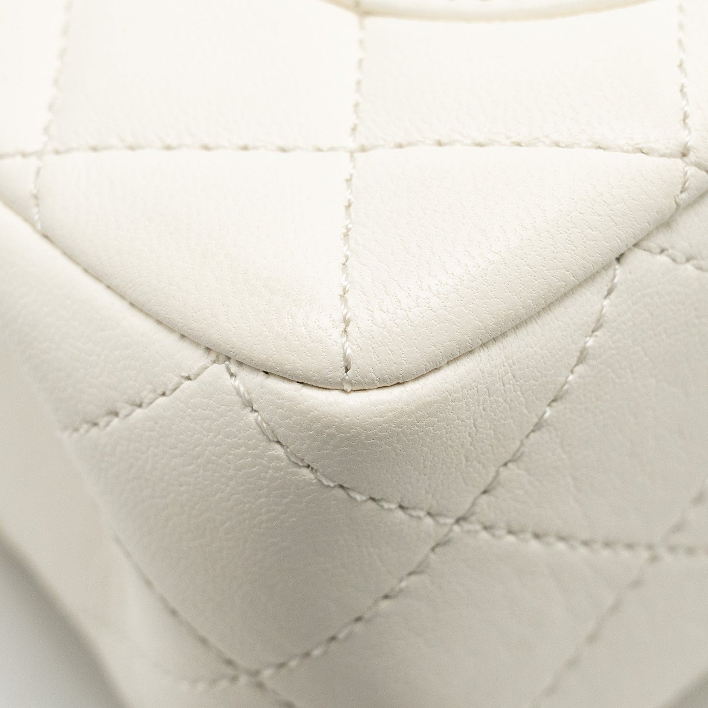 Chanel 23C Pearl Crush Mini Rectangular Flap Bag Lambskin White LGHW (Microchip)