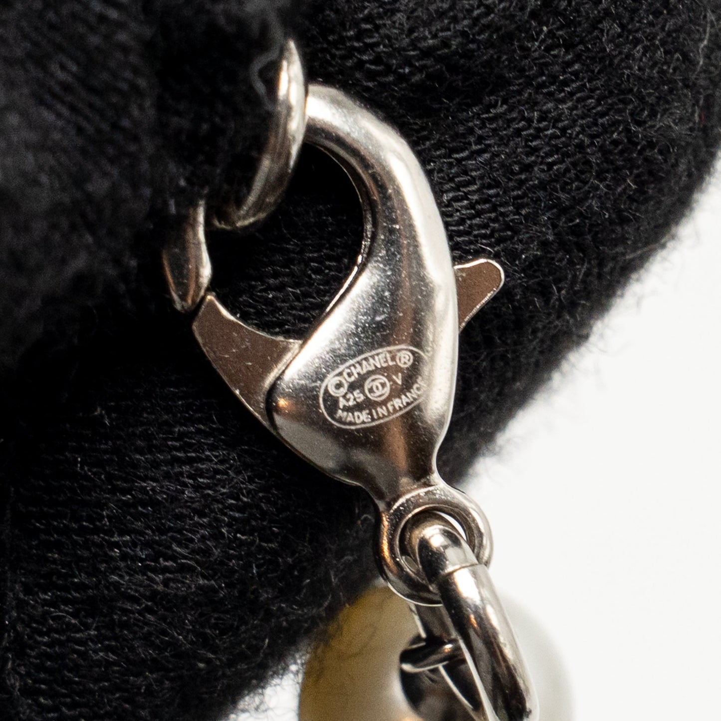 Chanel CC and pearl long necklace silver tone