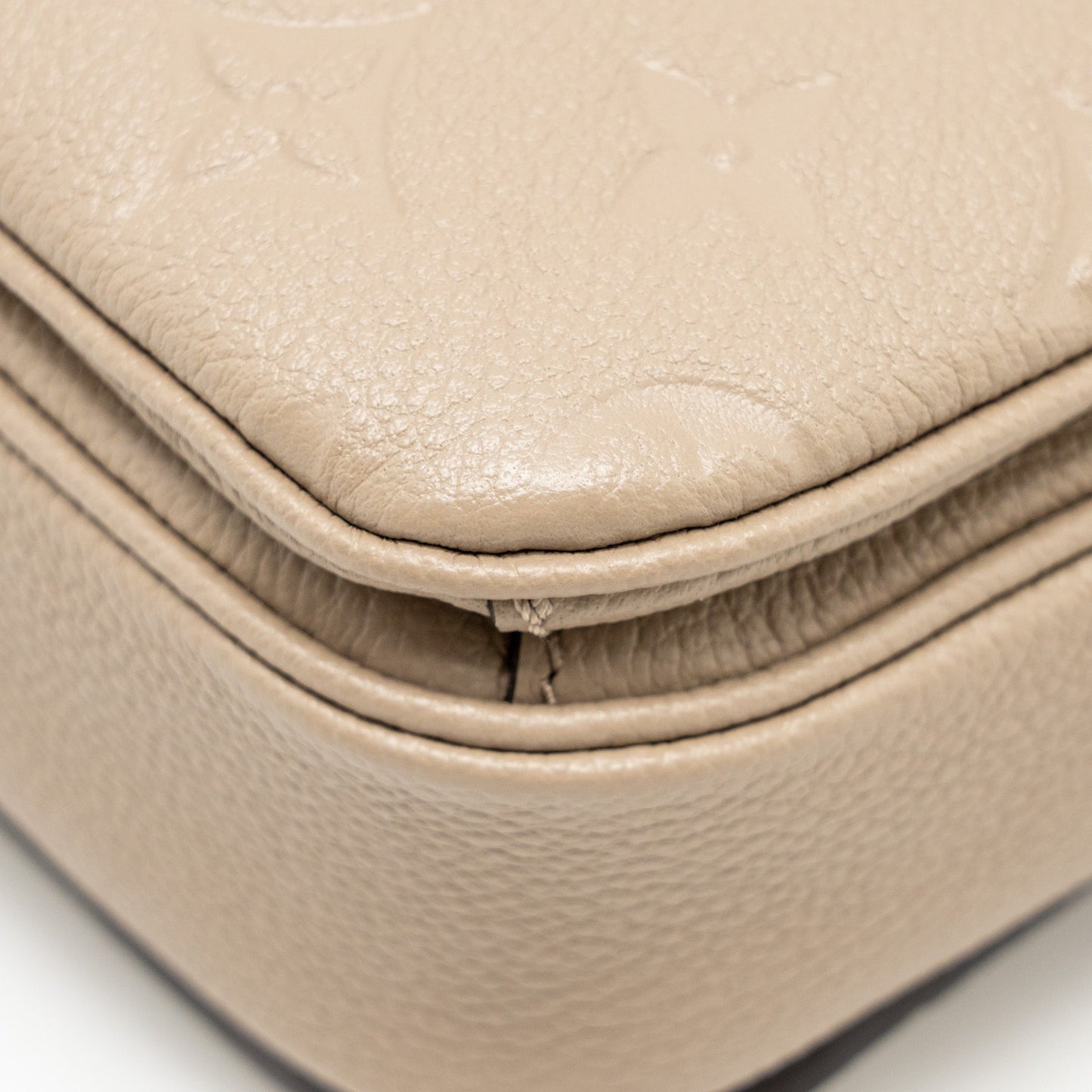 Louis Vuitton Pochette Metis Monogram Empreinte Tourterelle GHW