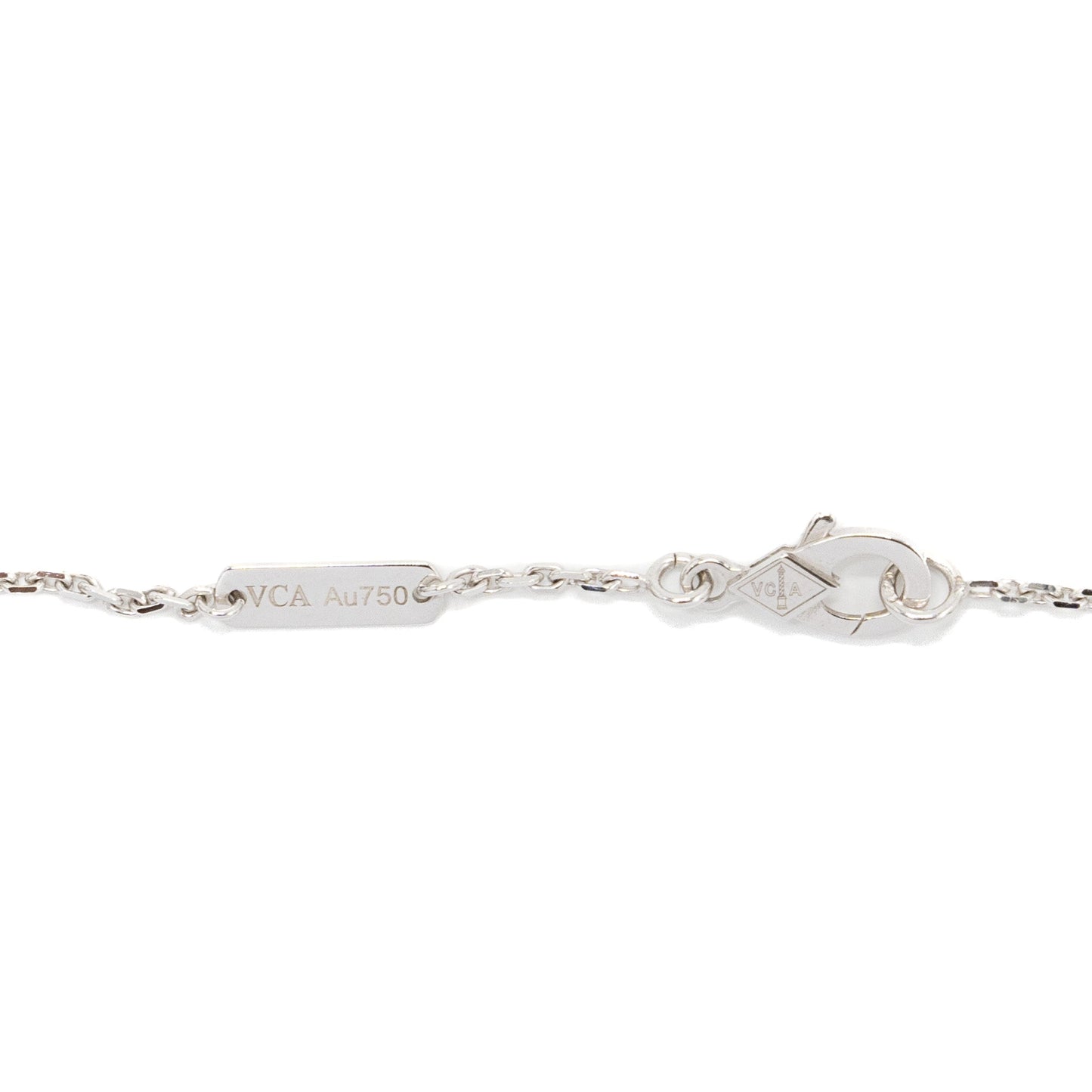 Van Cleef & Arpels 2022 Holiday Christmas Vintage Alhambra Pendant White Gold, Diamond