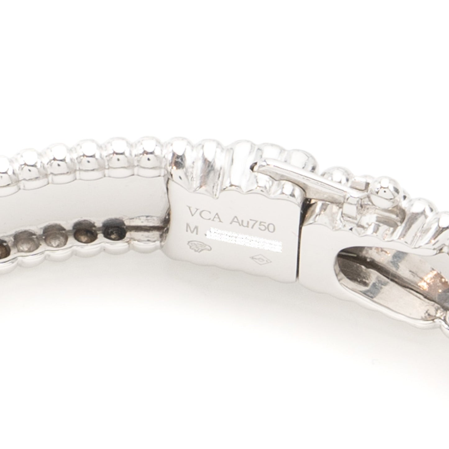 Van Cleef and Arpels Size M Perlee Signature Bracelet 18K white Gold
