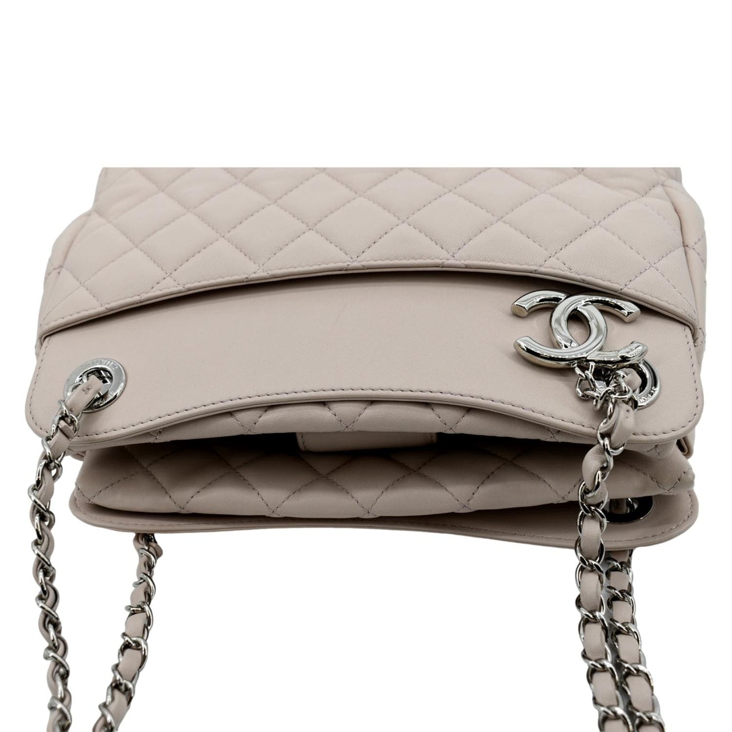 Luxury Chanel CC Quilted Lambskin Leather Shopping Tote Bag Light Pink