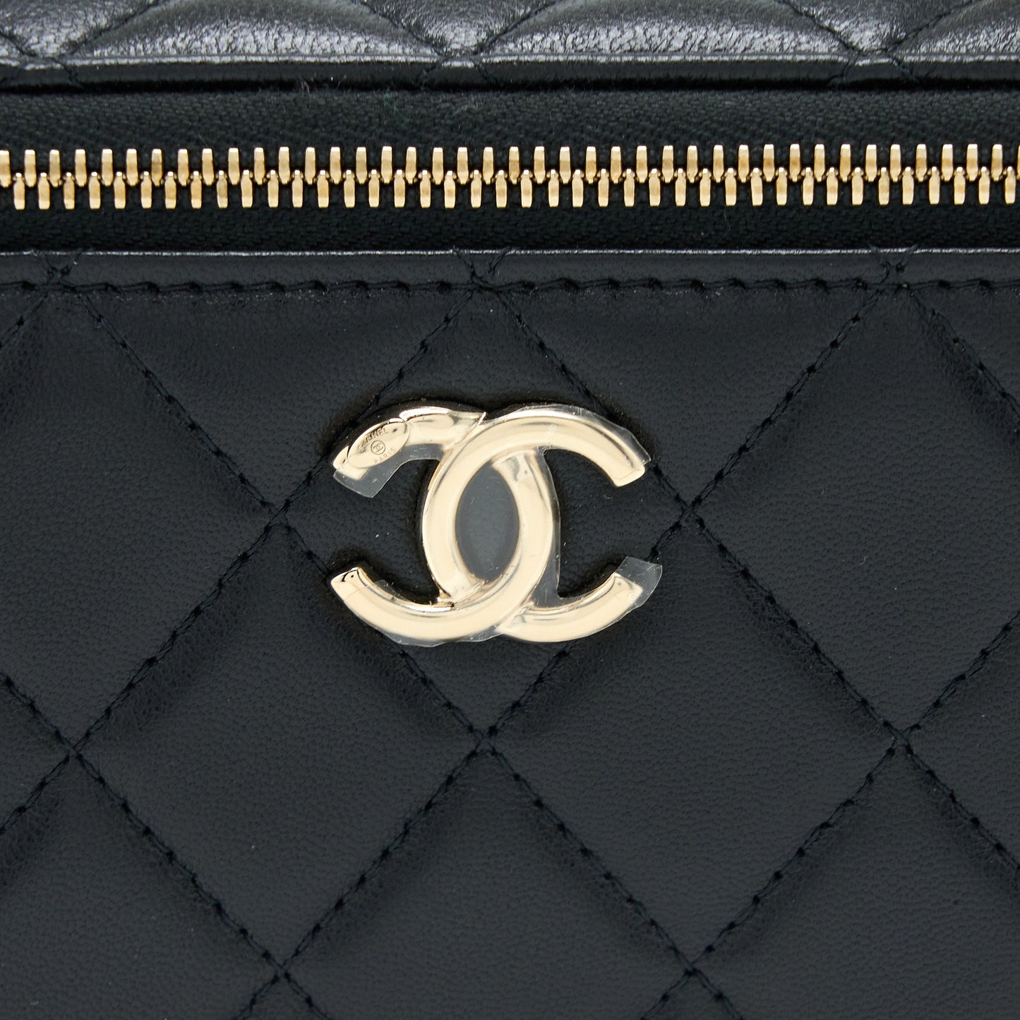 Chanel 22A Top Handle Long Vanity Case Lambskin Black LGHW