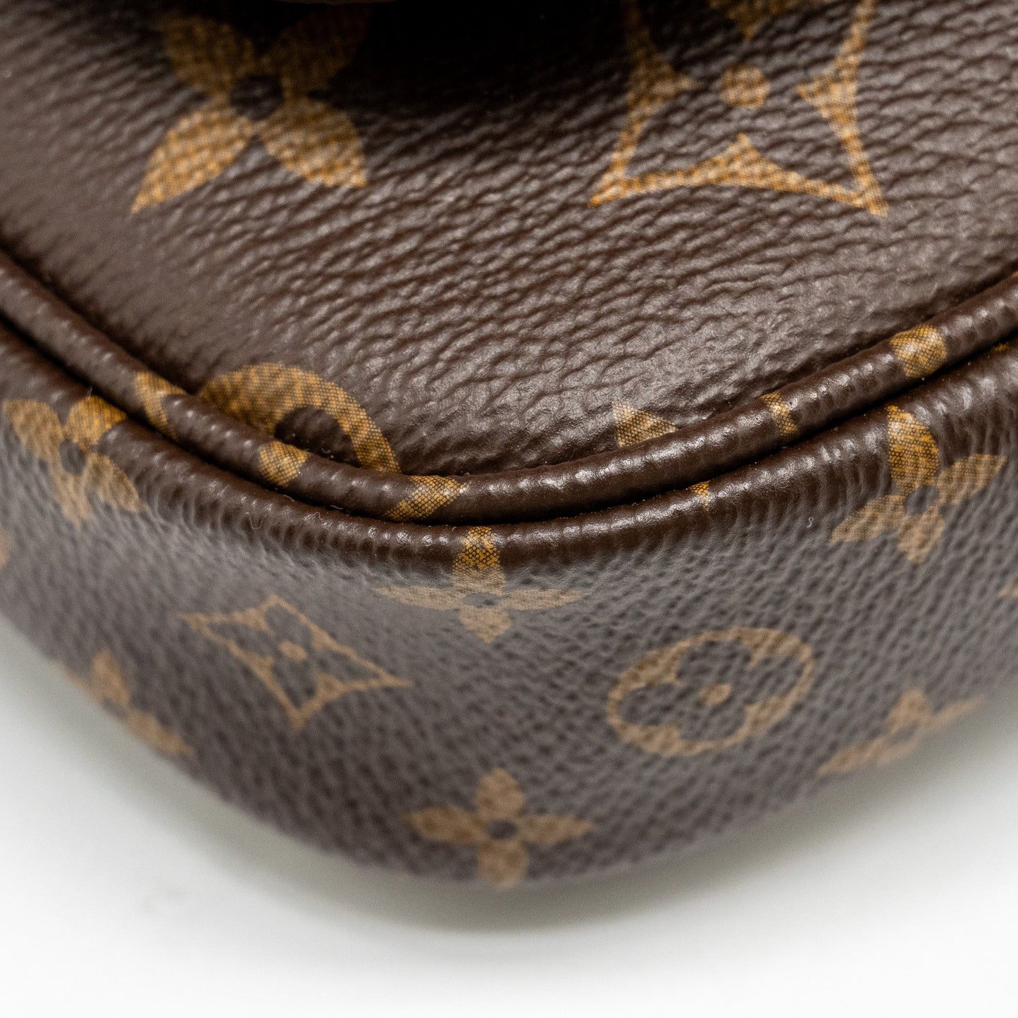 Louis Vuitton Multi Pochette Accessories Monogram Canvas Pink Strap GHW