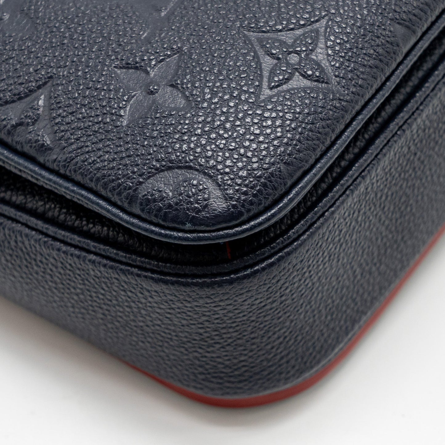 Louis Vuitton Pochette Metis Monogram Empreinte Marine/Rouge GHW