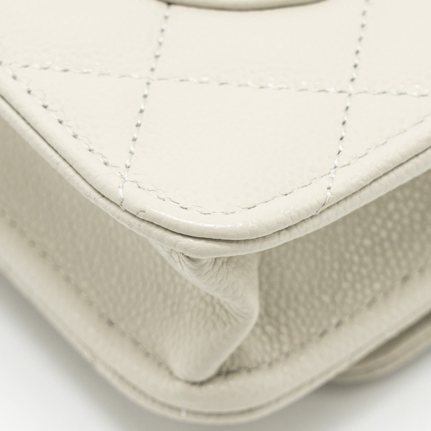 Chanel Classic Wallet on Chain Caviar Creamy White LGHW(microchip)