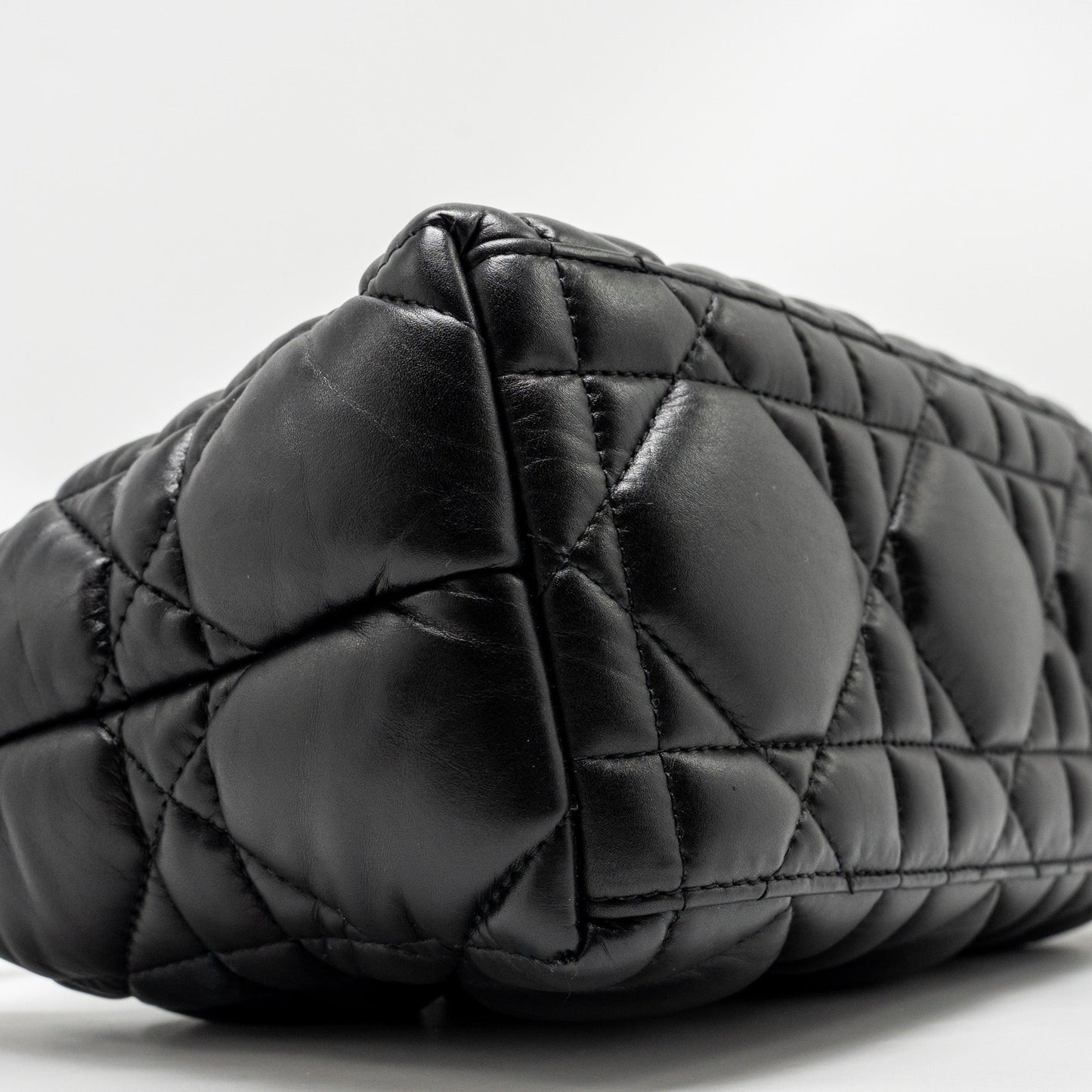 Dior Medium Diortravel Nomad Pouch Macrocannage Calfskin Black SHW