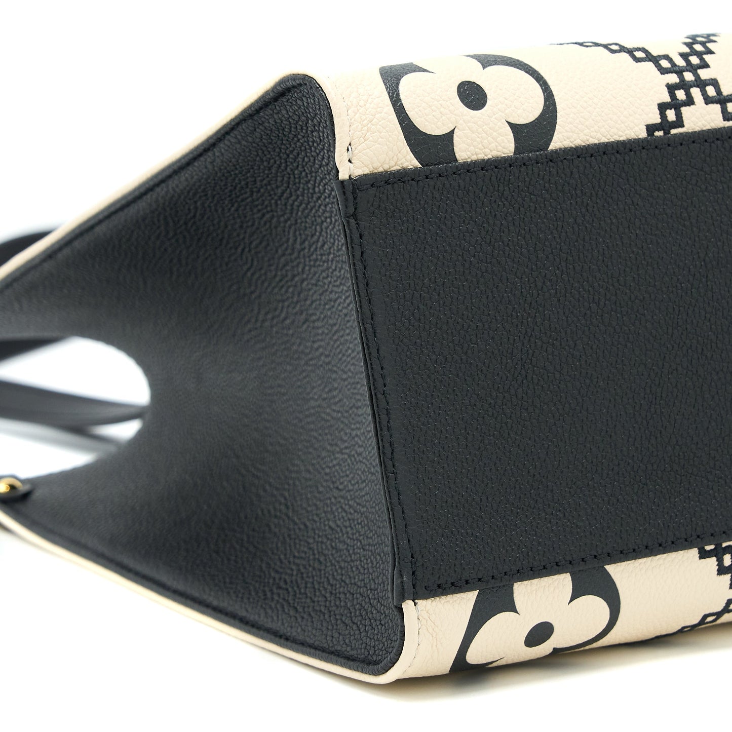 Louis Vuitton Onthego MM Empreinte Cream/ Black GHW (New Version)