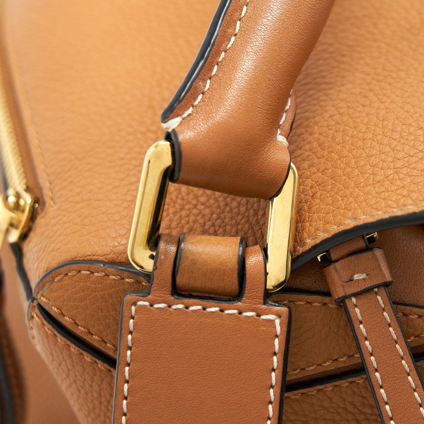 Loewe Puzzle Bag in Grained Calfskin Brown