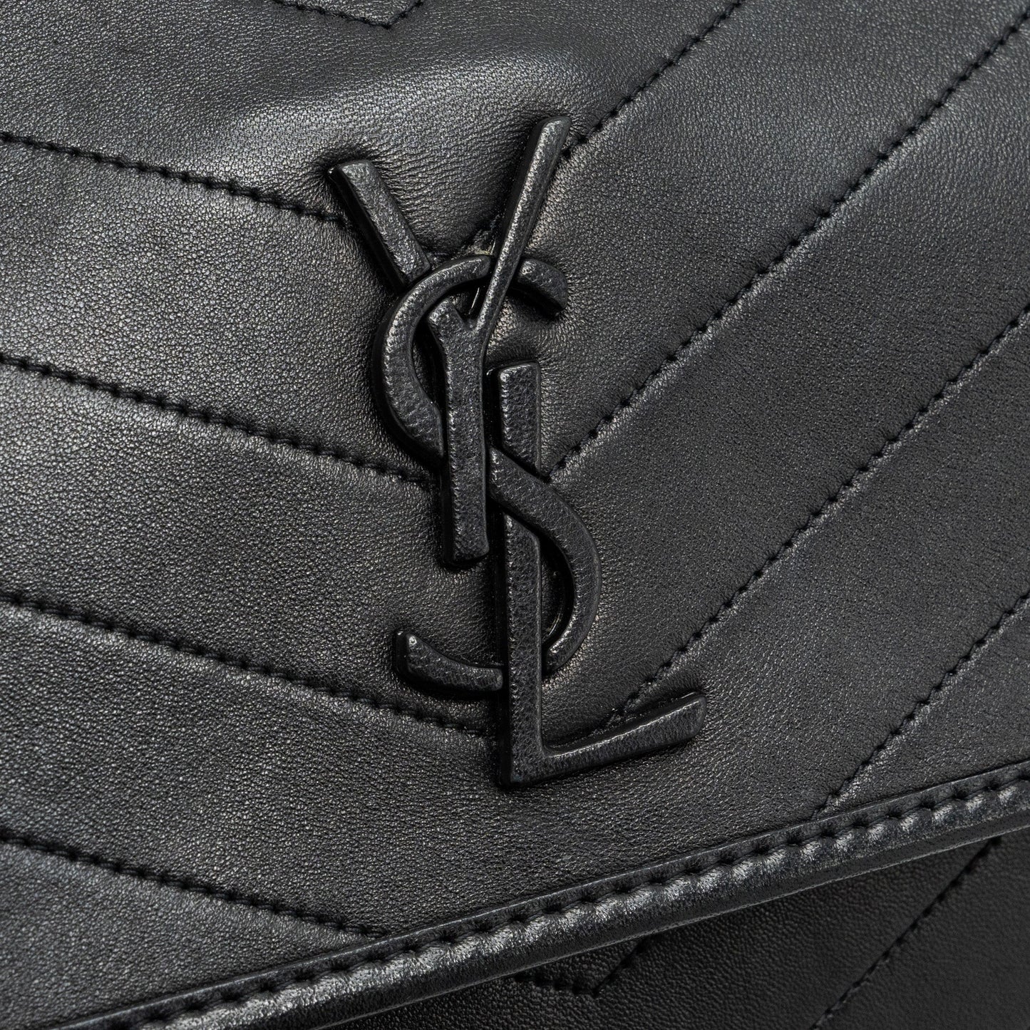 Saint Laurent medium Niki lambskin black GHW