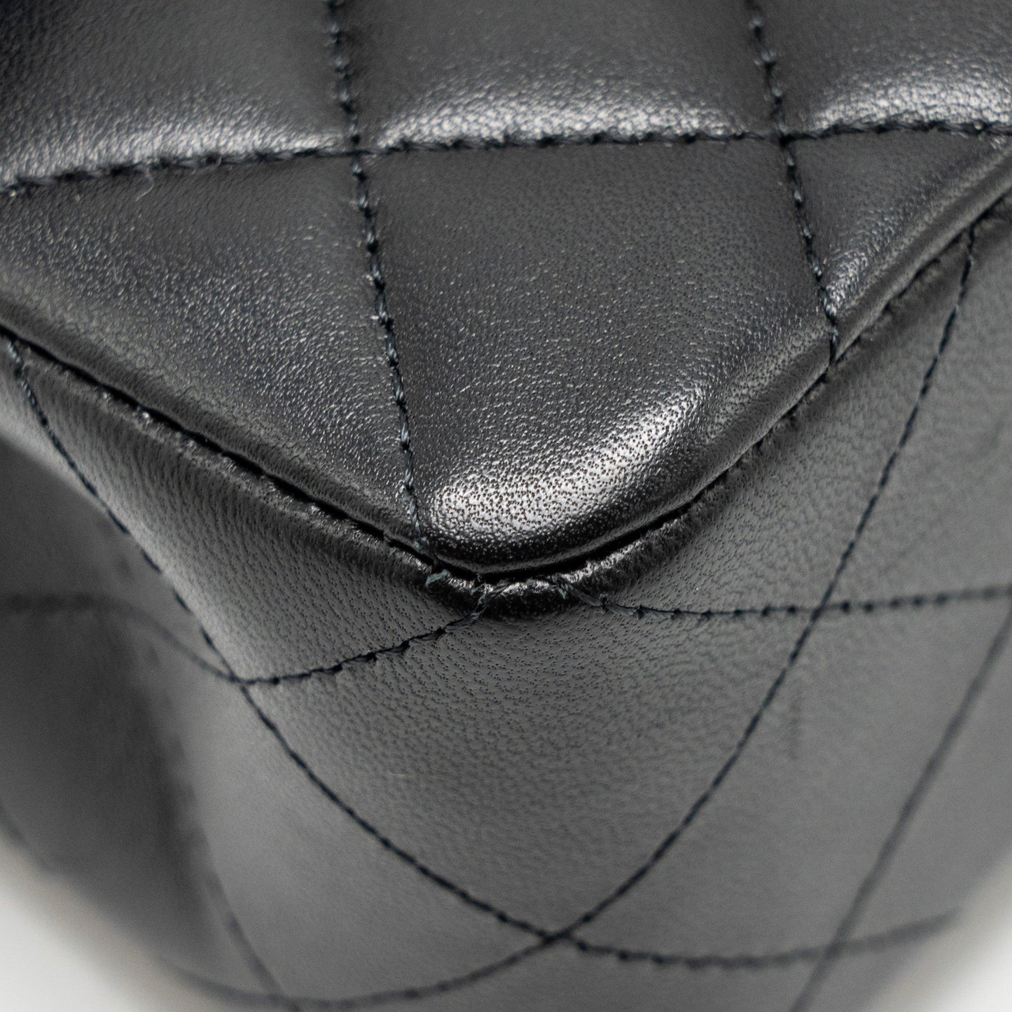 Chanel Small Classic Double Flap Bag Lambskin Black GHW(microchip)