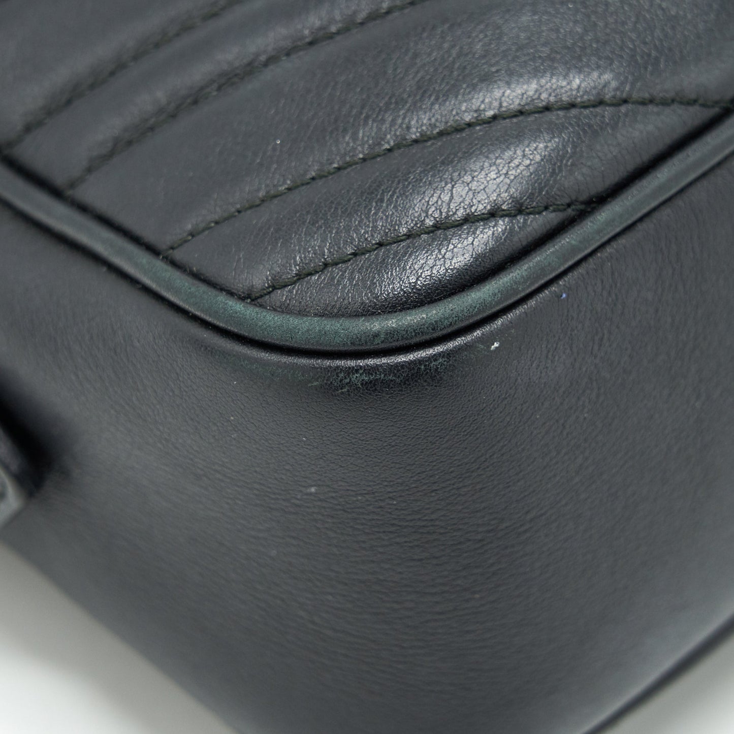 Gucci Marmont small matelasse shoulder bag black GHW