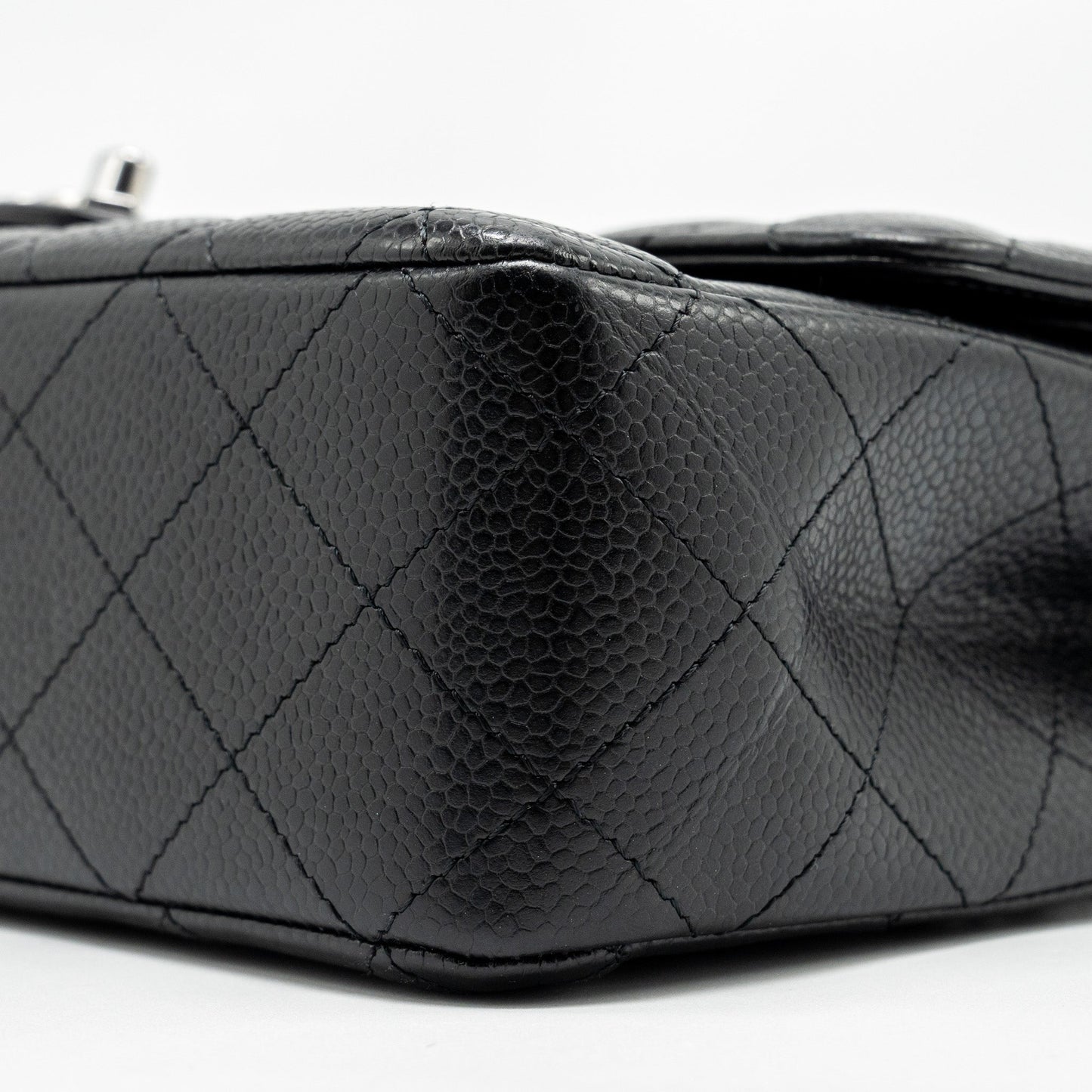 Chanel Medium Classic Double Flap Bag CAVIAR Black SHW (Microchip)