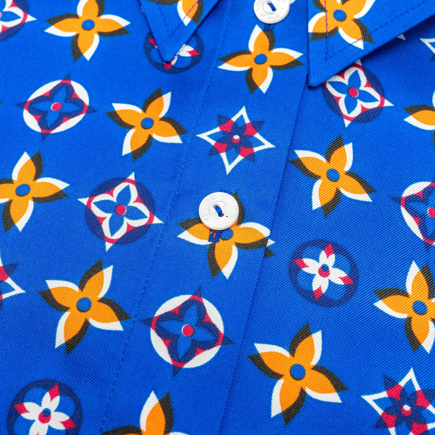Louis Vuitton Size 38 Monogram Button Down Blouse/Shirt Silk Blue/Multicolour