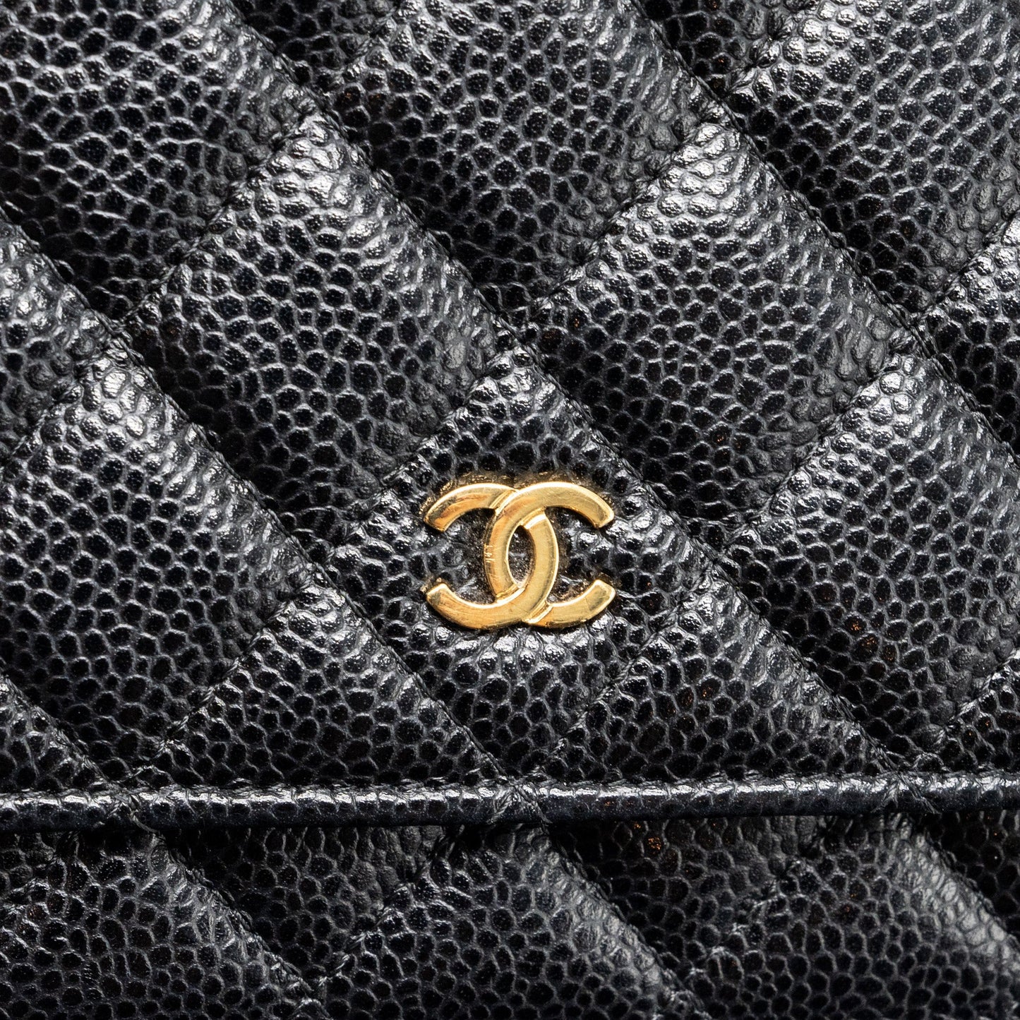 Chanel classic wallet on chain caviar black GHW