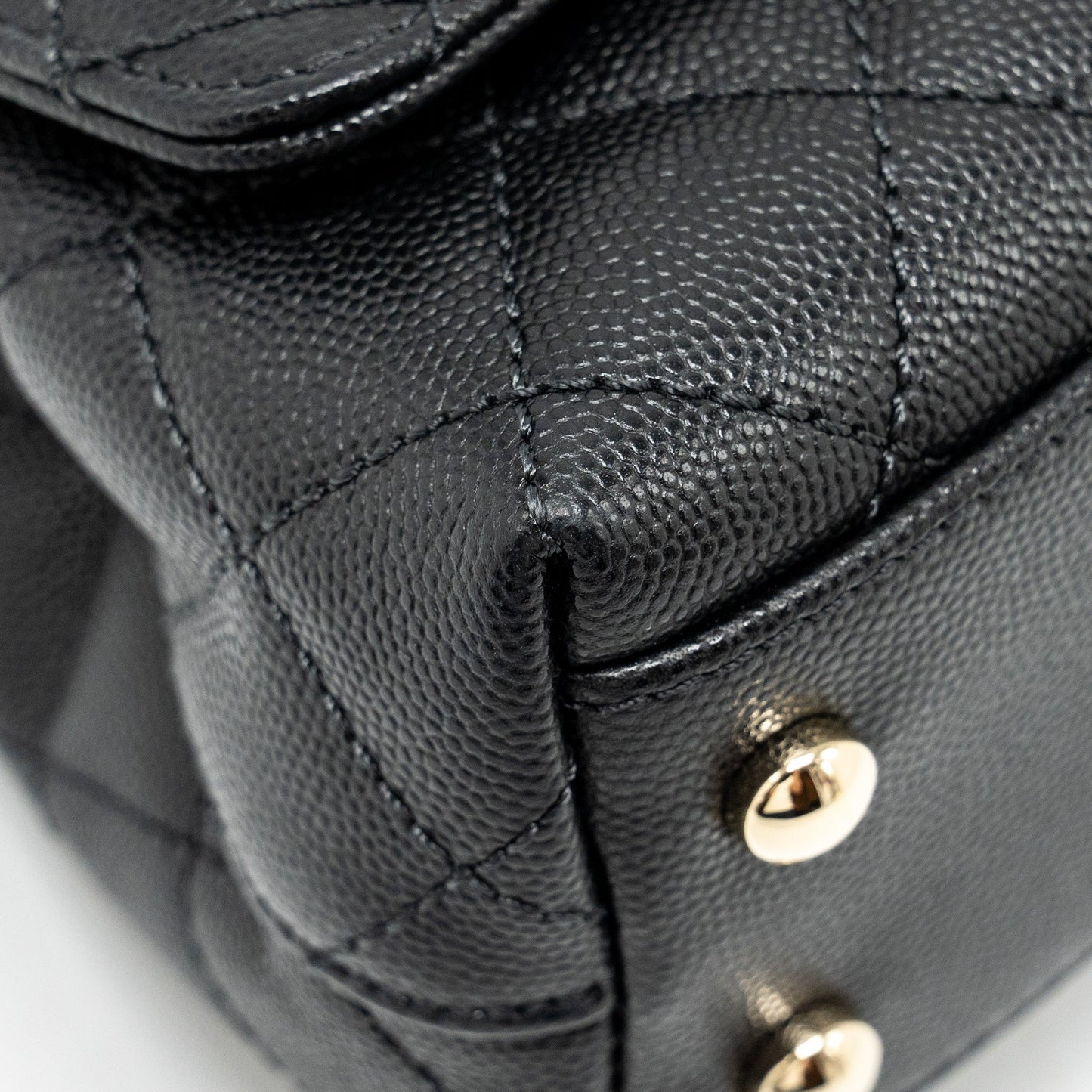 Chanel Mini CocoHandle Caviar Black LGHW (Microchip)