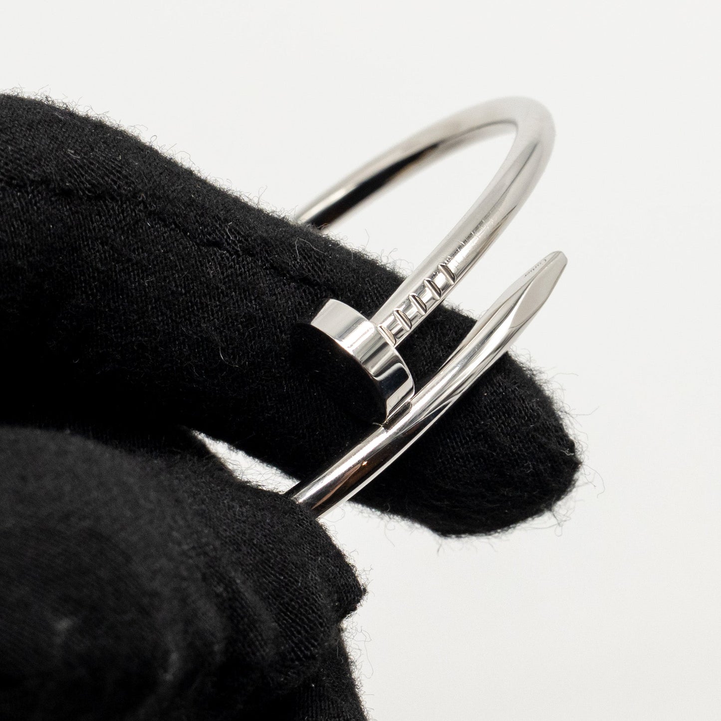 Cartier size 17 Juste un Clou bracelet Classic model white gold