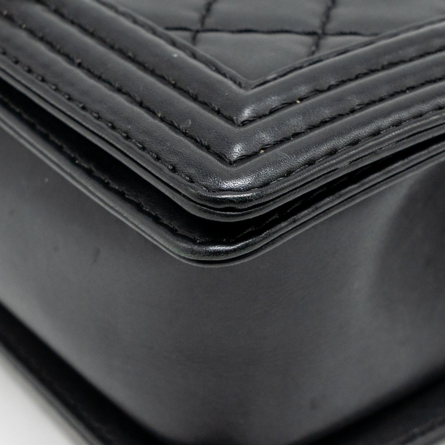 Chanel Medium Boy Bag Calfskin Black Ruthenium SHW