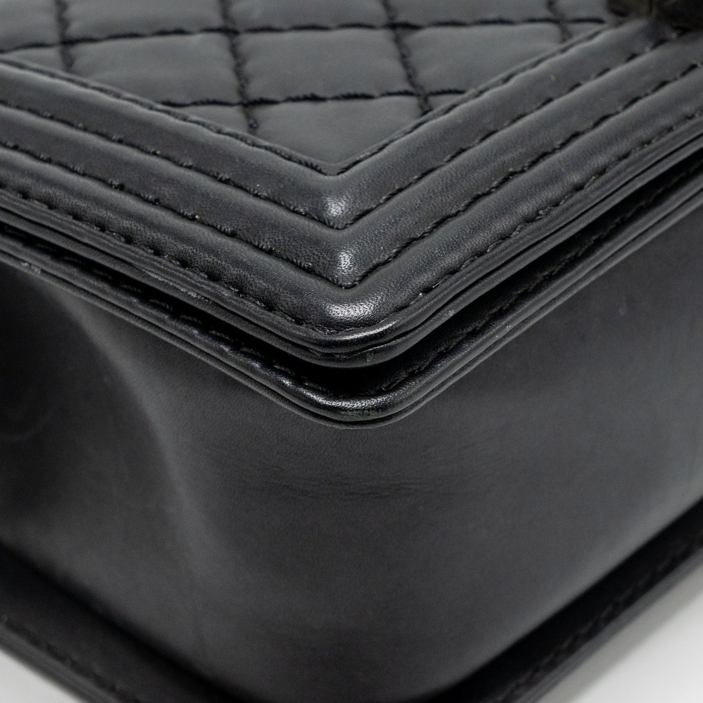 Chanel Medium Boy Bag Calfskin Black Ruthenium SHW