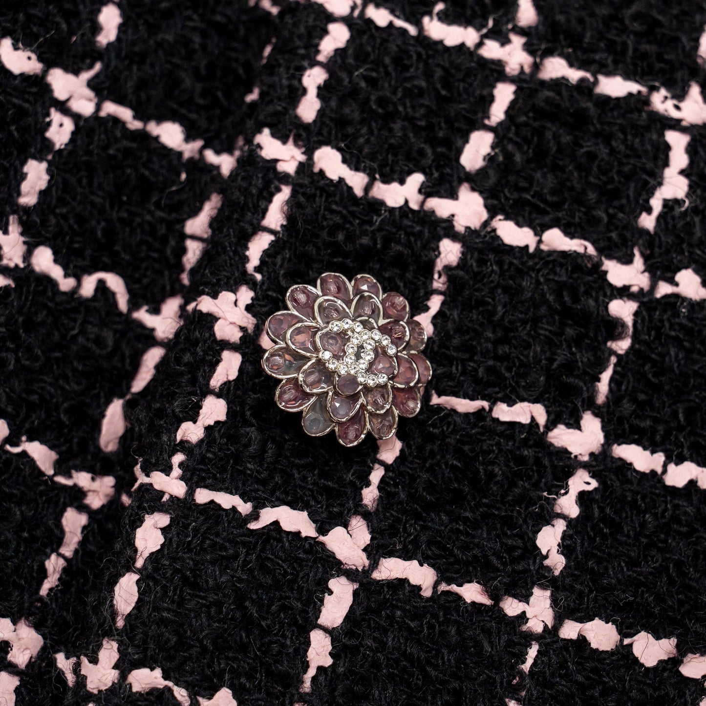 Chanel 23K Size 36 Tweed Jacket Camellia Gripoix Buttons Wool Black / Pink
