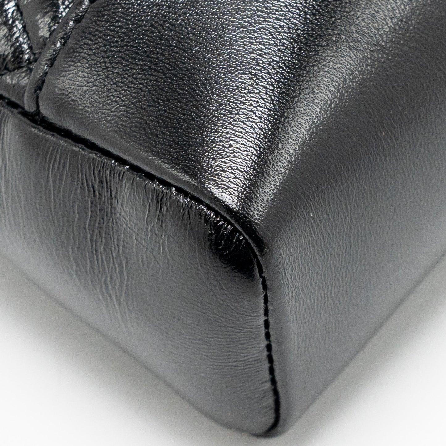 Chanel 25P Mini 31 Bag Shiny Lambskin Black LGHW (Microchip)