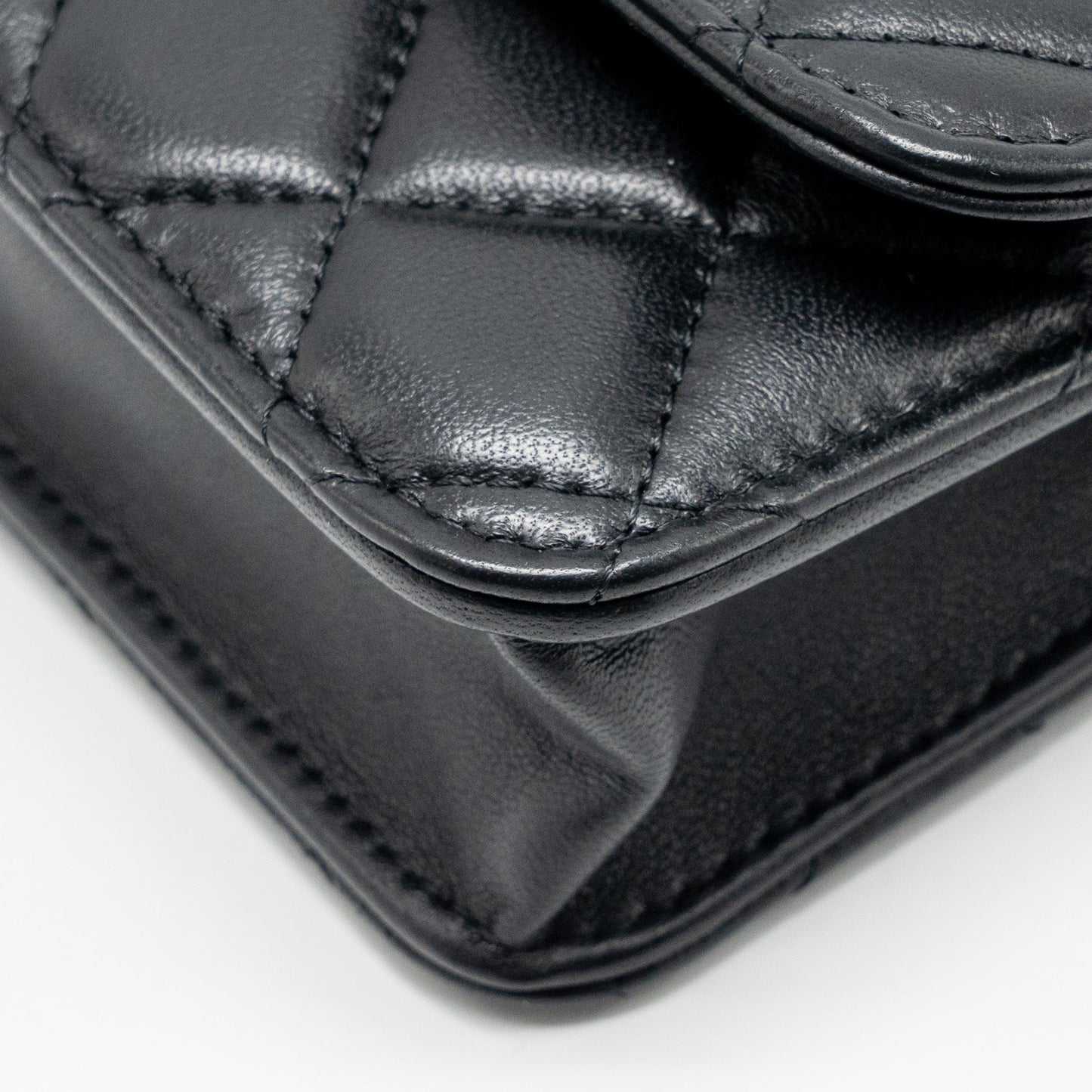 Chanel Pearl Crush Mini Flap Wallet on Chain Lambskin Black GHW (Microchip)