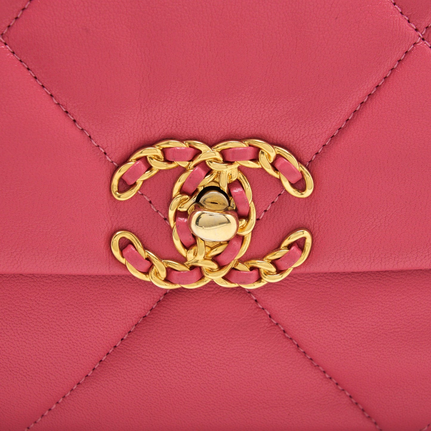 Chanel Small 19 flap bag Goatskin Pink with Gold/silver hardware