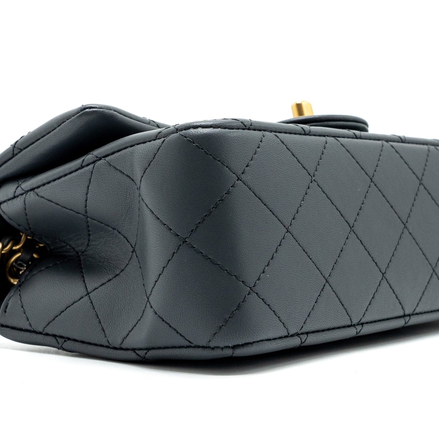 Chanel pearl crush mini rectangular flap bag Lambskin dark grey GHW (microchip)