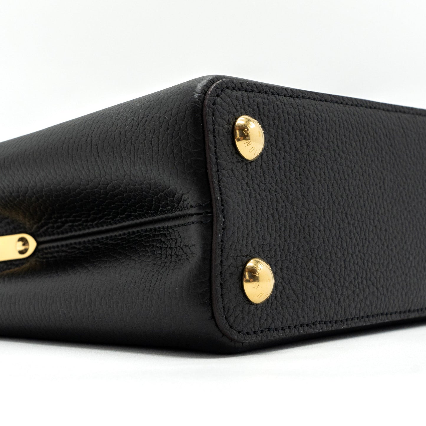 Louis Vuitton Capucines BB Taurillon Black GHW(new version)