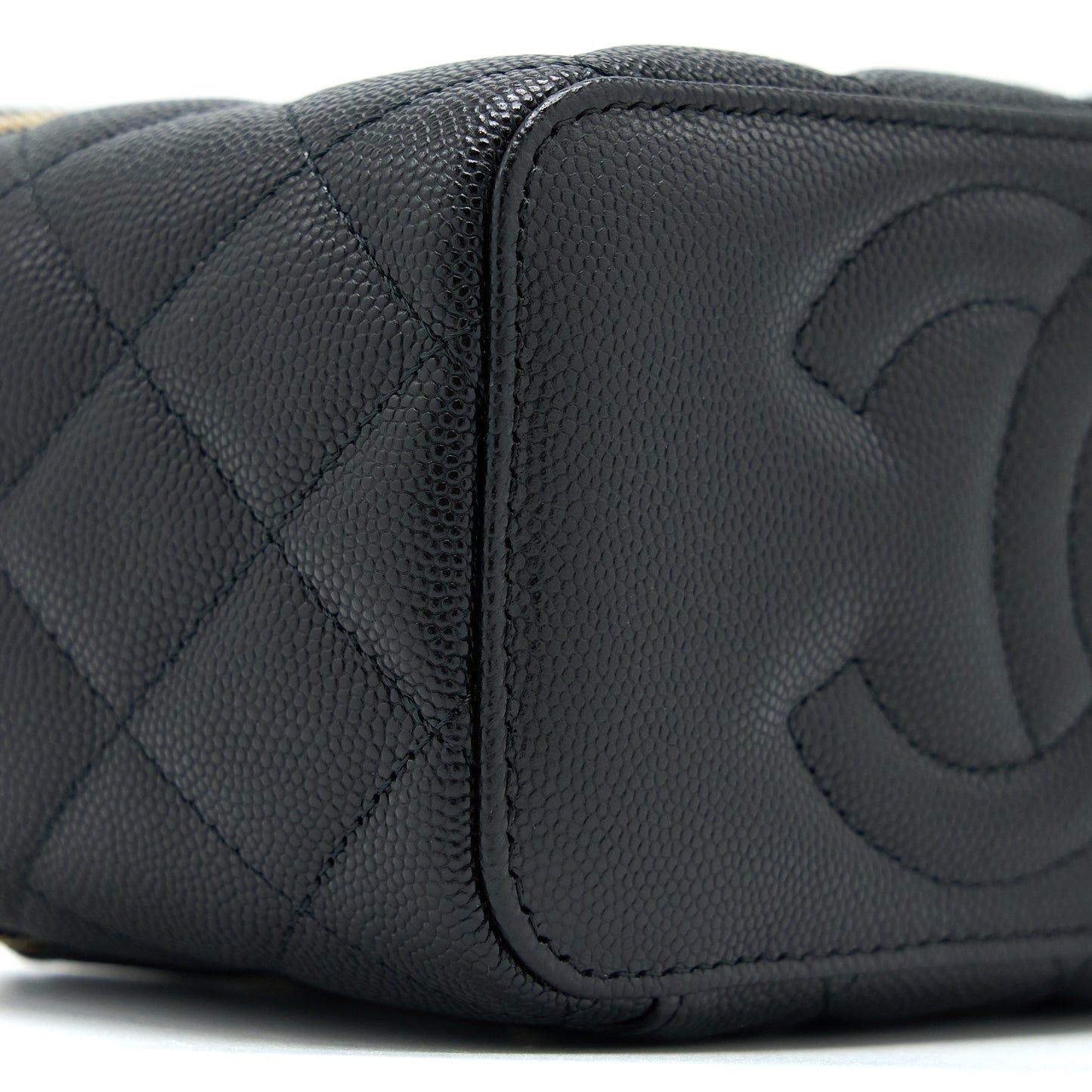 Chanel Long Vanity with Chain Caviar Black LGHW (Microchip)
