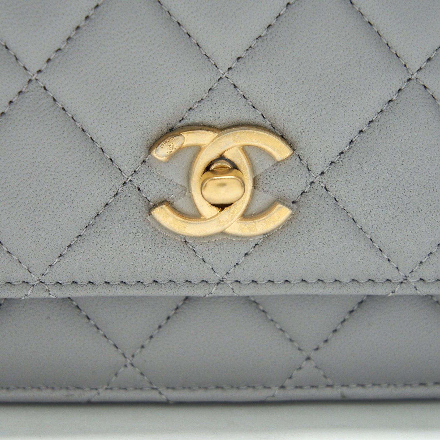 Chanel Pearl Crush Wallet On Chain Lambskin Grey GHW (Microchip)