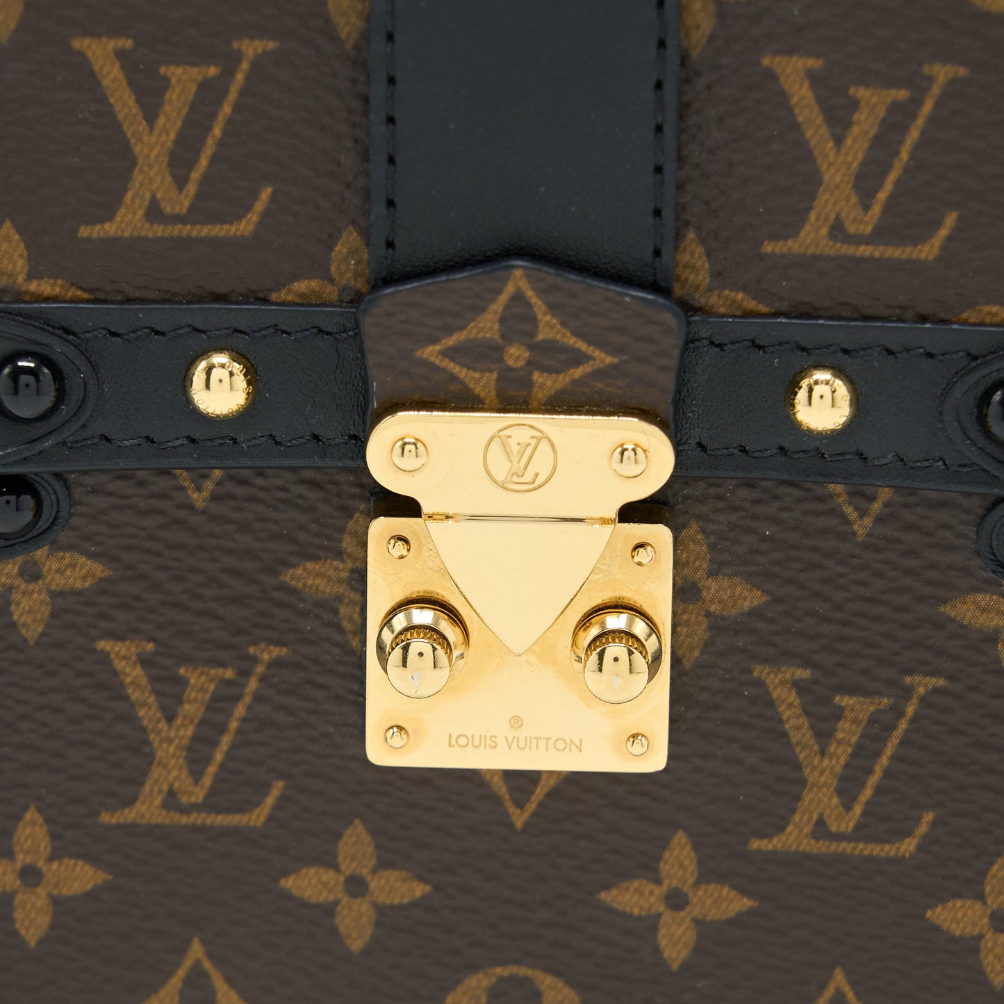 Louis Vuitton Vertical Trunk Pochette Monogram Canvas GHW