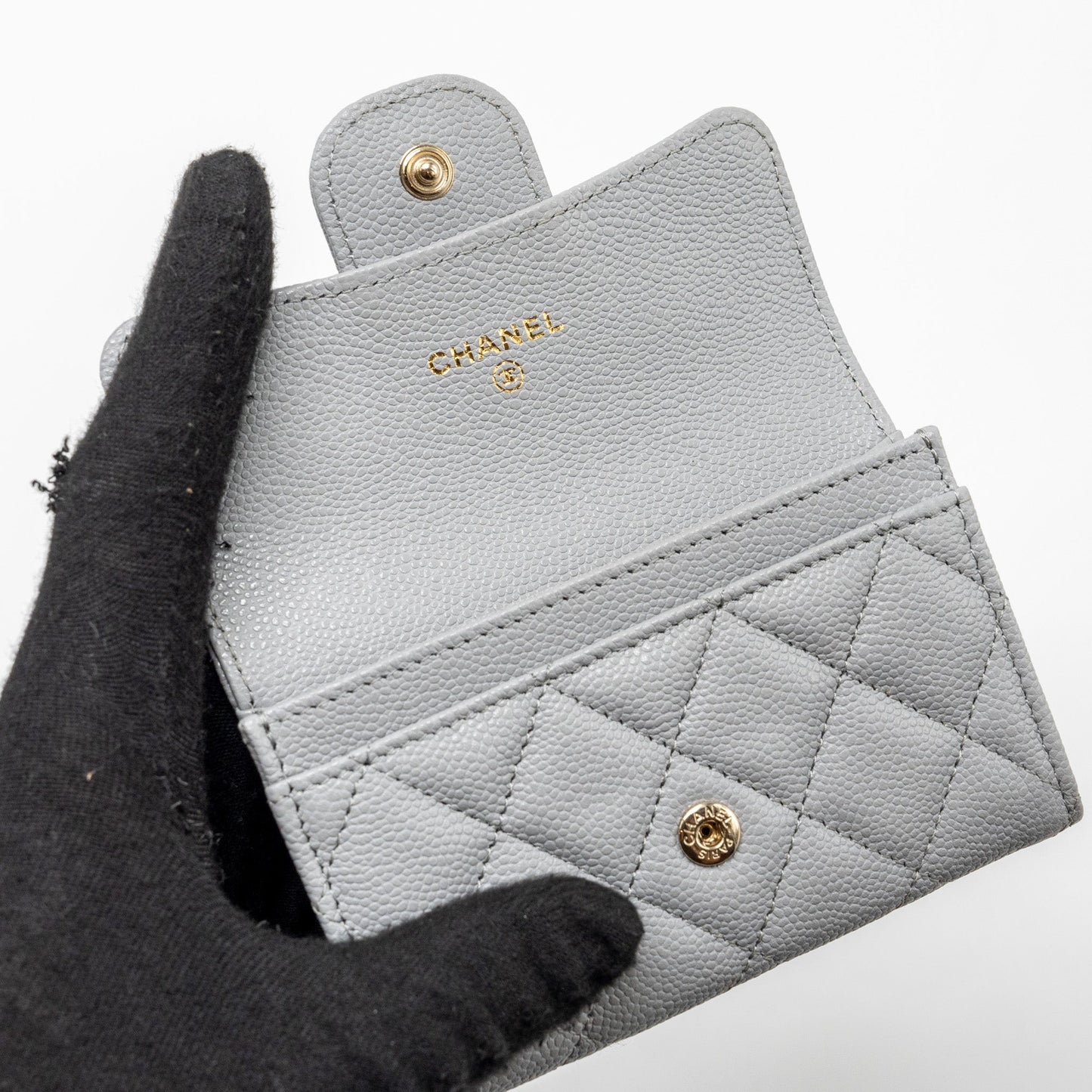 Chanel Classic Flap Card Holder Caviar Light Grey LGHW (Microchip)