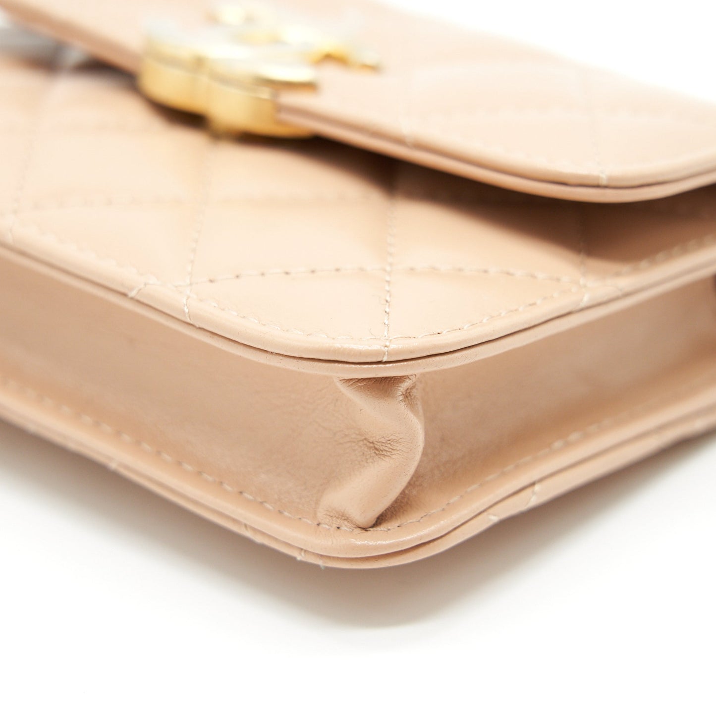Chanel 21A Flap Coin Purse with Chain beige