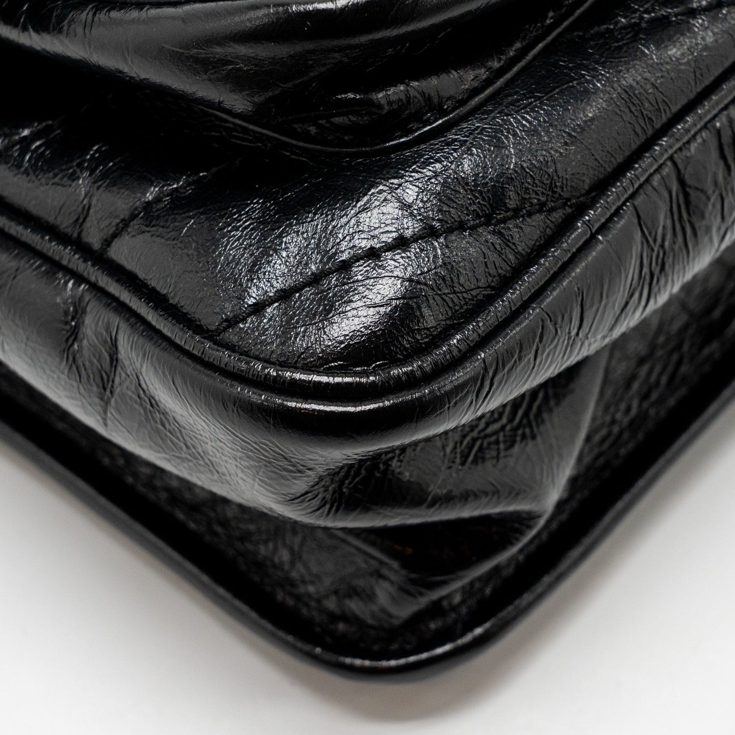 Saint Laurent/YSL Medium Niki Bag Vintage Calfskin Black SHW