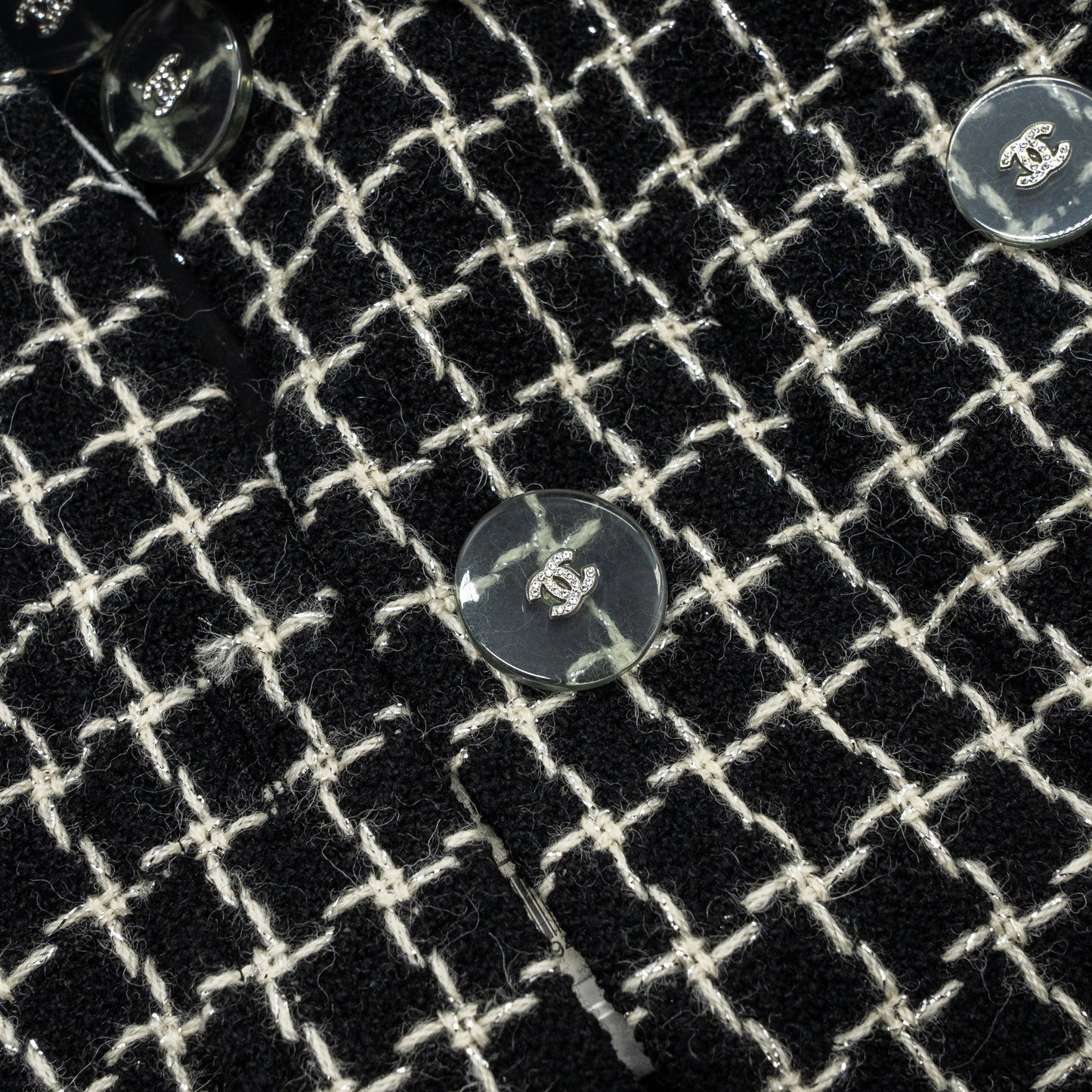 Chanel 17A size 36 Jacket Fantacy Tweed / calfskin black