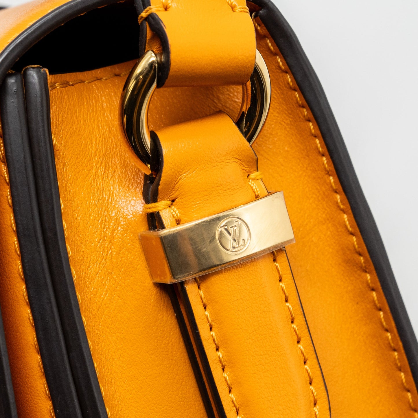 Louis Vuitton LV pont 9 calfskin summer gold GHW