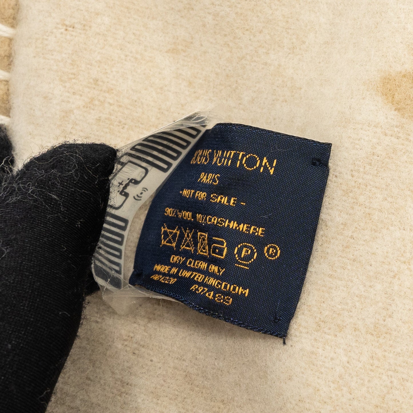 Louis Vuitton Giant Monogram Blanket Wool/Cashmere Beige