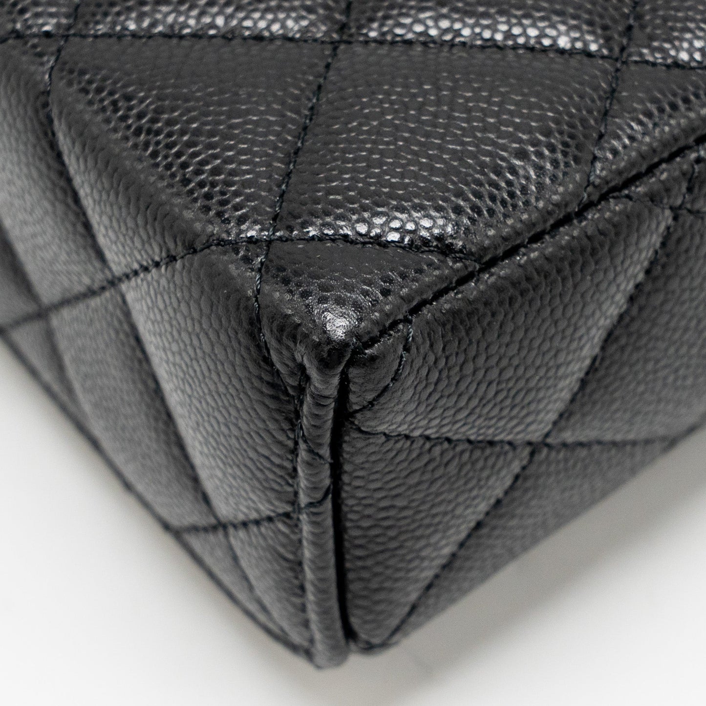 Chanel 25p CC top handle vanity with chain caviar black LGHW (microchip)