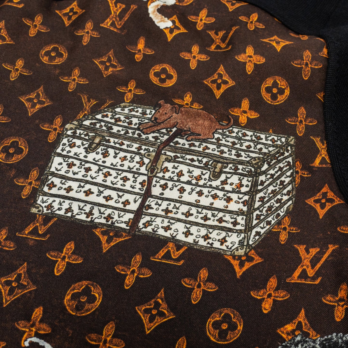 Louis Vuitton Size L Mountsouris Kintwear Wool / Silk Brown/Multicolour