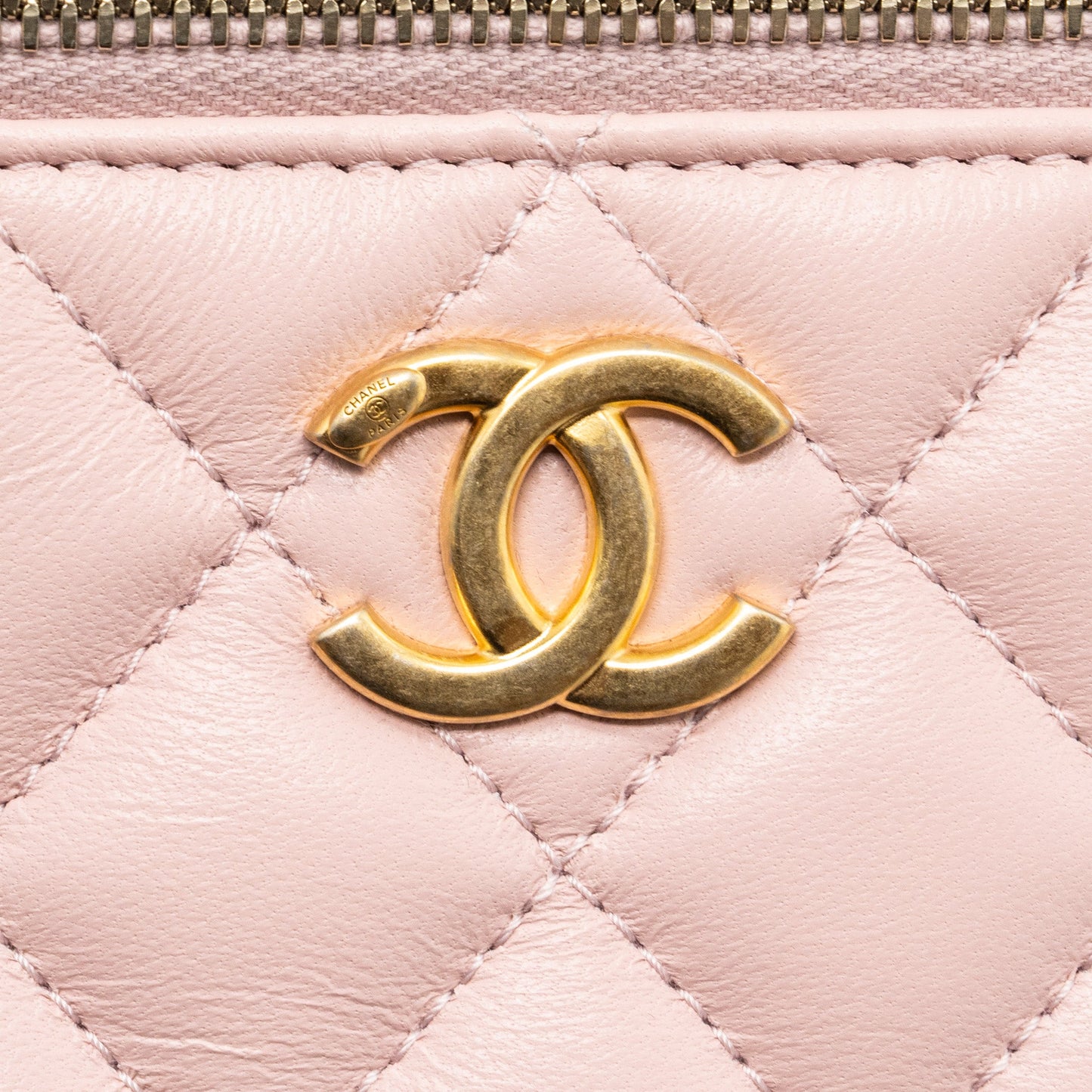 Chanel Long Vanity Case Camellia Chain Lambskin  Light Pink GHW (Microchip)